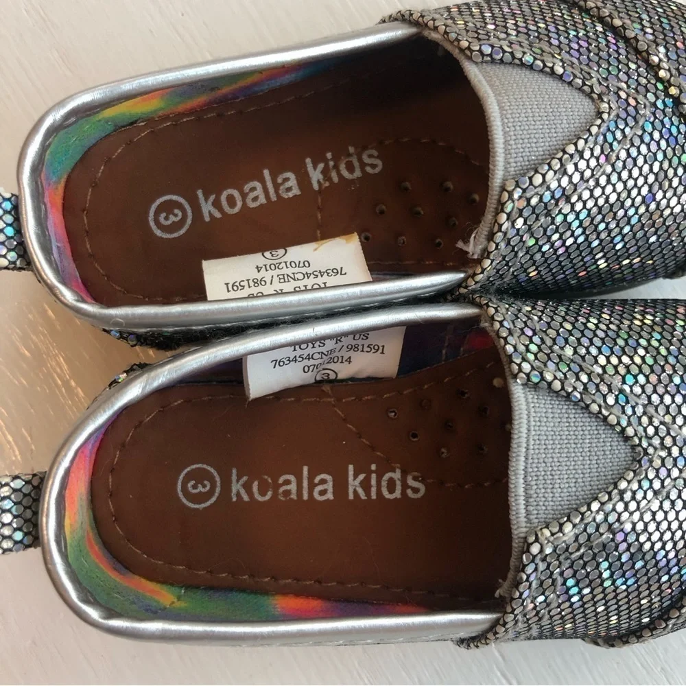 KOALA Kids infant slip on sparkle shoes silver size 3
